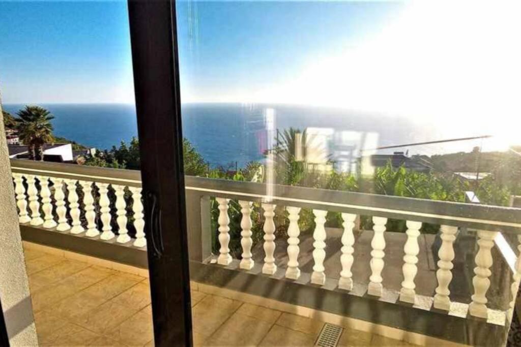 Arcos Grands Suites With Enormous And Private Pool. Arco da Calheta (Madeira) Exterior foto