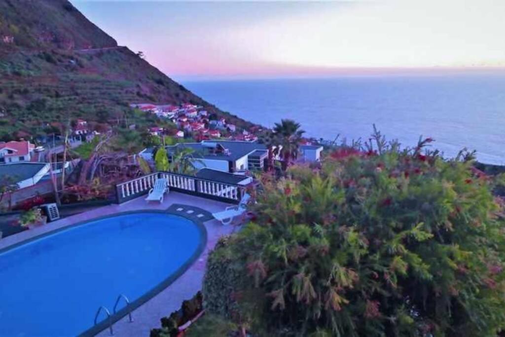 Arcos Grands Suites With Enormous And Private Pool. Arco da Calheta (Madeira) Exterior foto