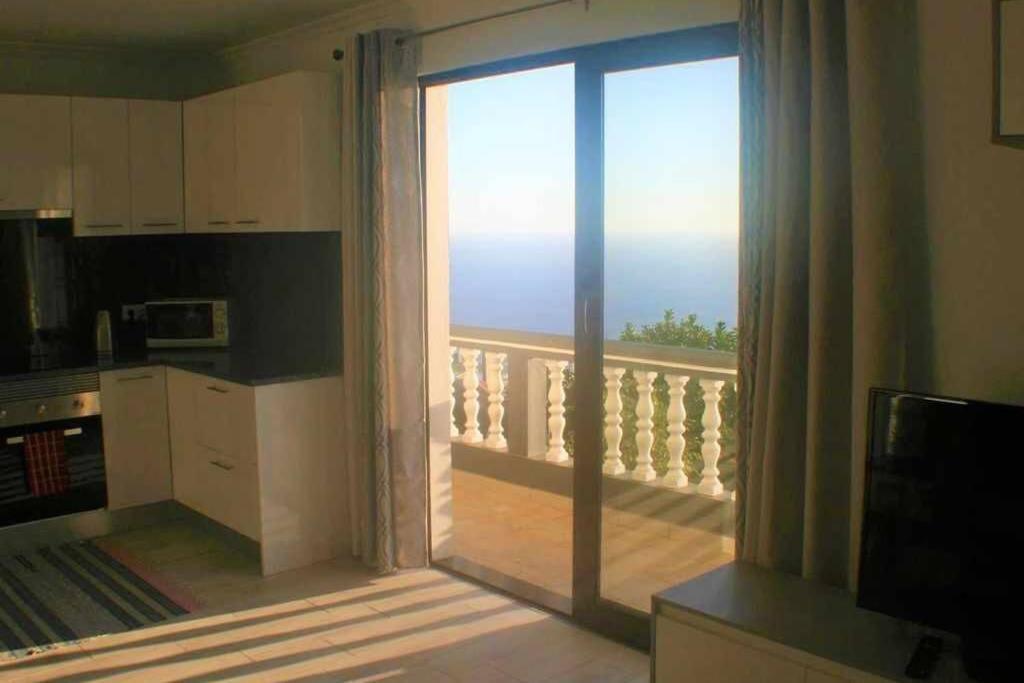 Arcos Grands Suites With Enormous And Private Pool. Arco da Calheta (Madeira) Exterior foto